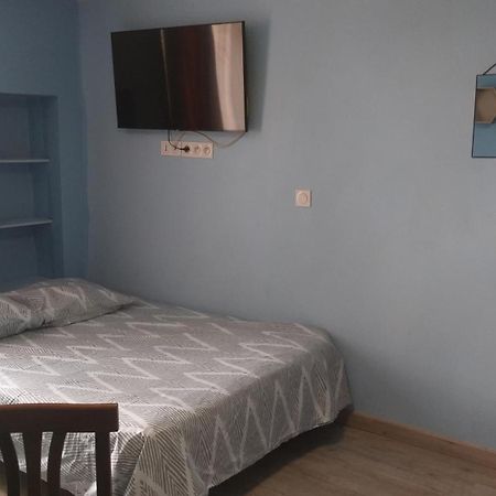 Apartamento Sublime Studio au cœur historique de Fréjus Exterior foto